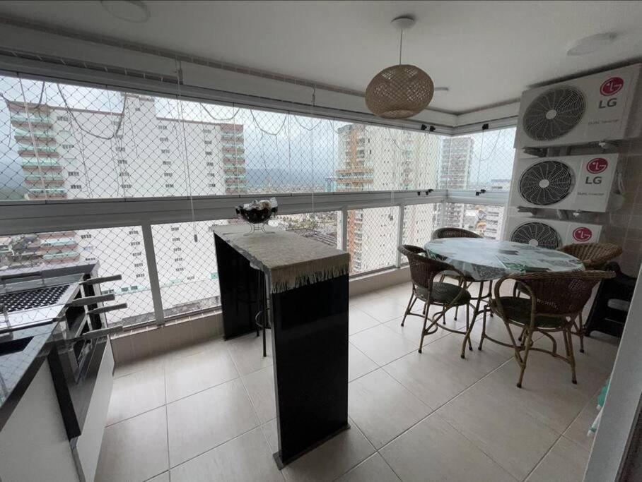 Apartment Prainha, Feirinha, Tranquilidade! Praia Grande (Santos)